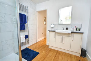 Photo 10- click for photo gallery